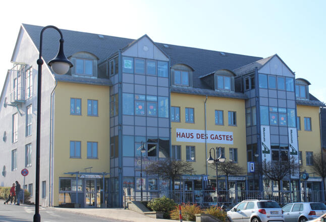 Tourist-Information Neuhaus am Rennweg