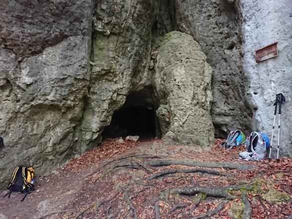 An der Saalburg-Grotte