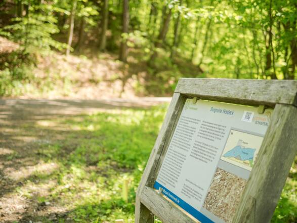 Infotafel Burgruine Nordeck