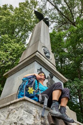 Rast am ersten Kaiserdenkmal Bayerns oberhalb von Wirsberg