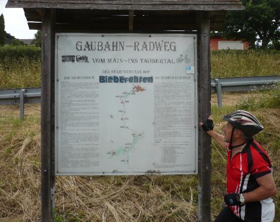 Infotafel am Gaubahnradweg bei Bieberehren