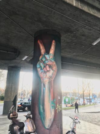 Hand von CASE Maclaim