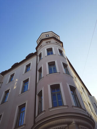 Gebäude in der Ainmillerstraße