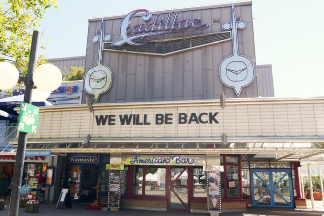 Cardillac &amp; Veranda Kino