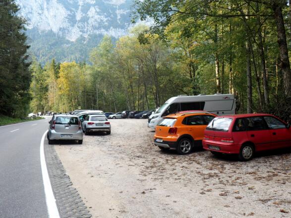 P Holzlagerplatz 786m