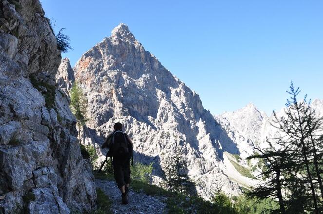 Eine gewaltige Kulisse auf der Watzmanntour - der Rotleitenschneid 
