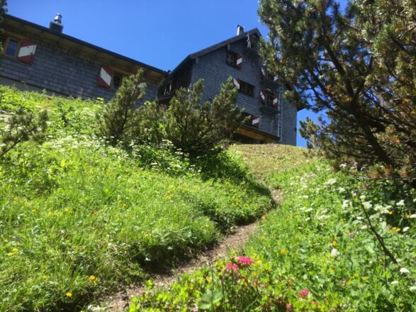 letzte Meter zur Hütte