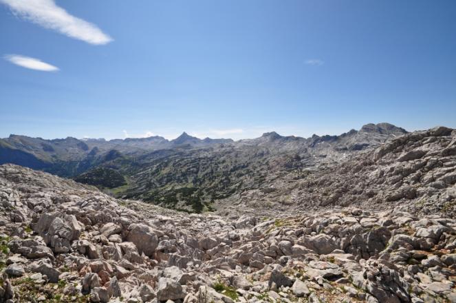 Blick vom Hundstodgatterl Richtung Süden: Hier weiß dann jeder, warum das Steinere Meer so genannt wird