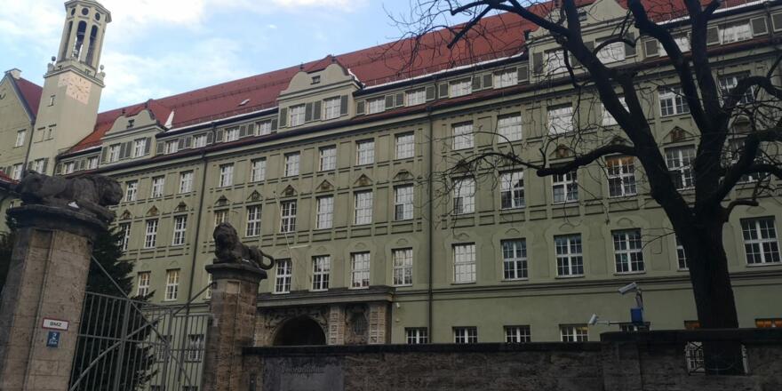 Polizeipräsidium Ettstraße