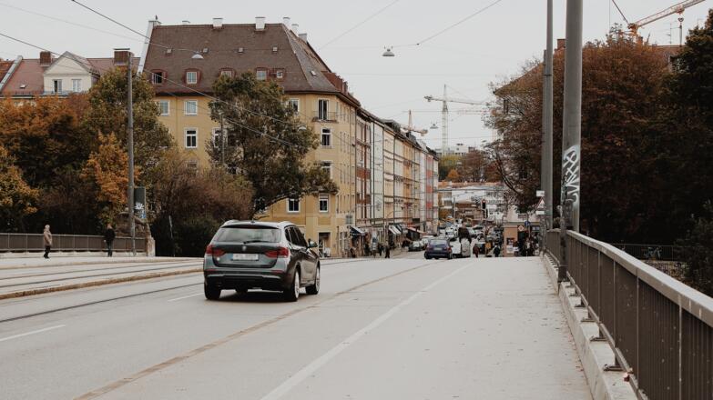 Kreuzung Ohlmüller/Eduard-Schmid-Straße - Nahaufnahme