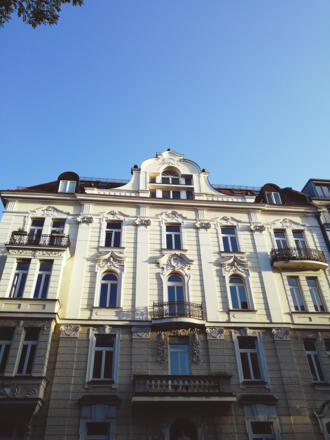 Frontalansicht Ainmillerstraße 13