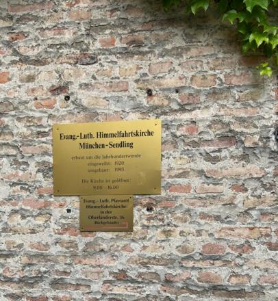 Schild Himmelfahrtskirche