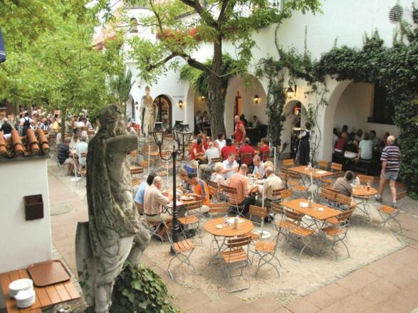 Biergarten, Weisses Bräuhaus Kelheim im Altmühltal
