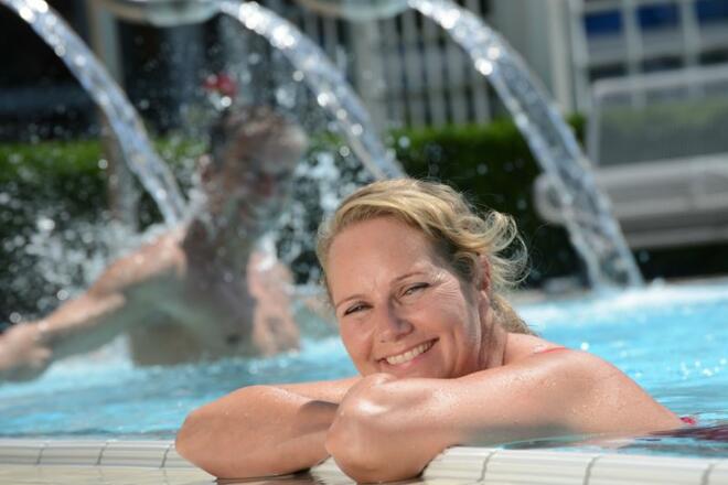 Erfrischend und entspannend zugleich: das Mineral-Thermalwasser der Limes-Therme