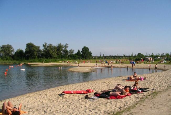 Mauerner Badesee in Neustadt an der Donau im Hopfenland Hallertau