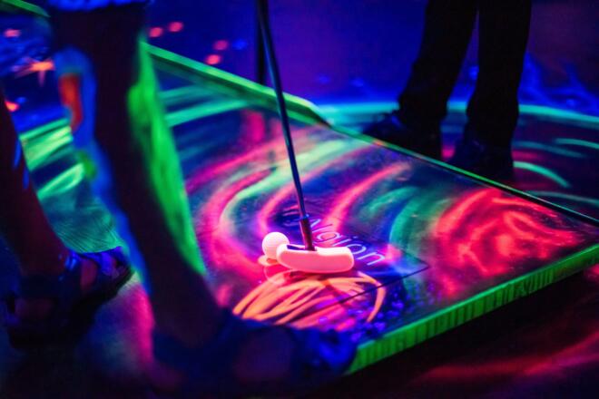 3D Neongolf in Gröbenzell bei München