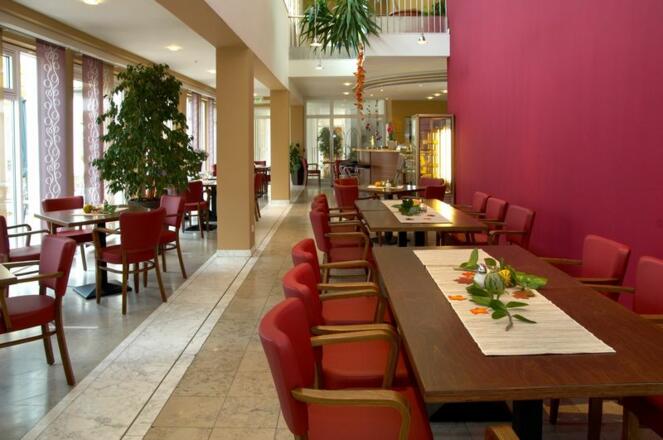 Hausgemachte Leckereien und feinen Kaffee bietet das Café im Kurhaus an.