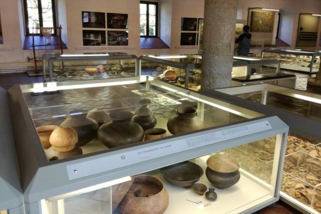 Dauerausstellung Archäologie im Archäologischen Museum Kelheim