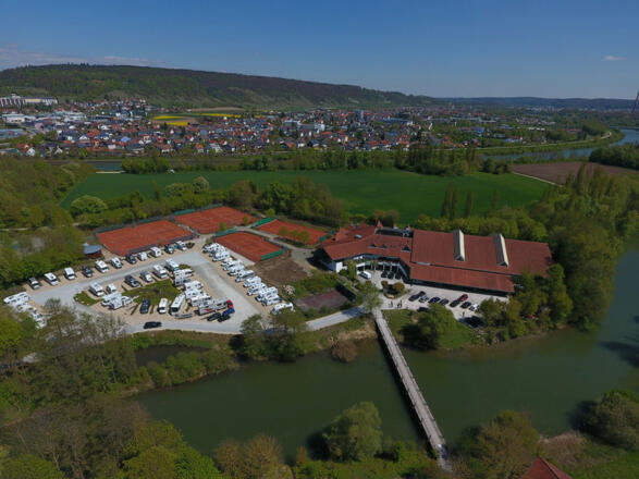 Wohnmobilstellplatz Am Pflegerspitz in Kelheim von oben
