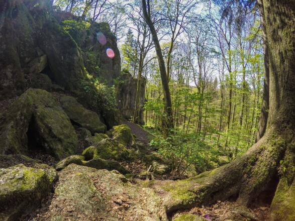 An der Brunnsteinhöhle