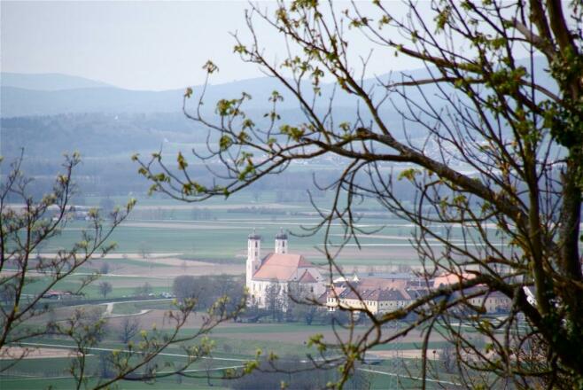 Blick vom Bogenberg nach Oberalteich