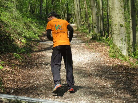 Jogging reverse downhill