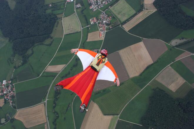 Fallschirmsprung mit skydive colibri