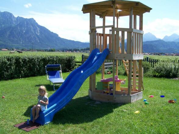 Garten mit Bergblick