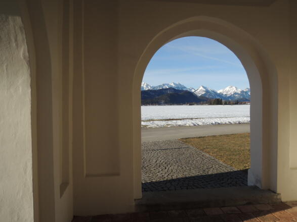 Ausblick von der St. Coloman Kirche bei Schwangau