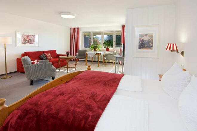 doppelzimmer-balkon-hotel-herzberger-scheidegg-allgaeu