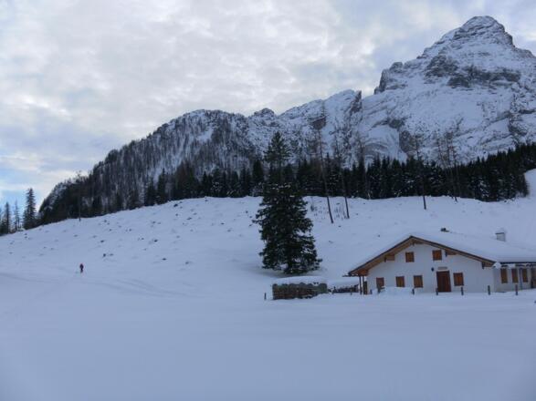 Mooslahnerkopf links und Kleiner Watzmann rechts über der Kührointalm