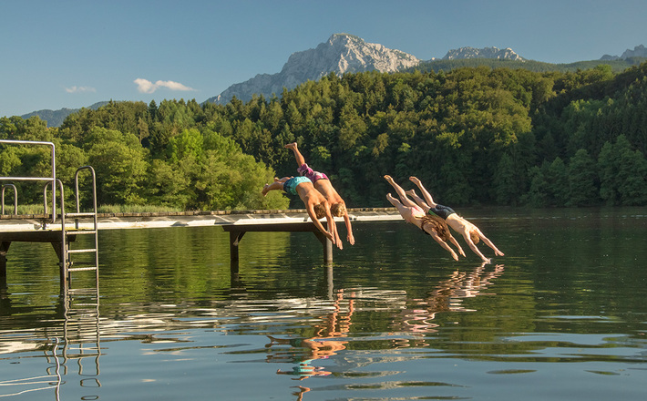 Sprung in einen der wärmsten Seen Bayerns