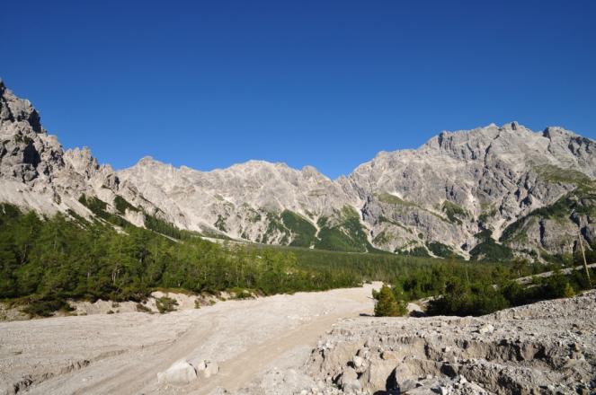 Kurz vor dem Ziel des 2. Tages - eine Kulisse wie sie schöner nicht sein kann