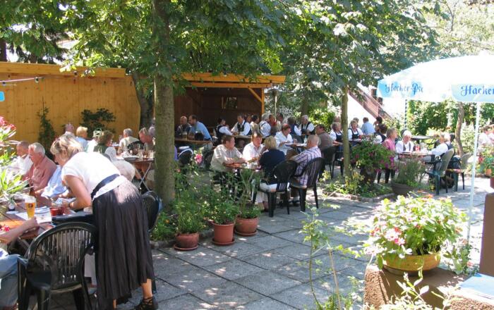 Ratskeller Biergarten