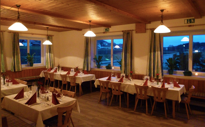 Krepfei: Bistro in Anger