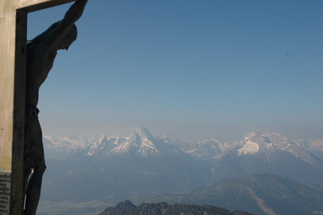Gipfelkreuz untem Berchtesgadener Hochthron