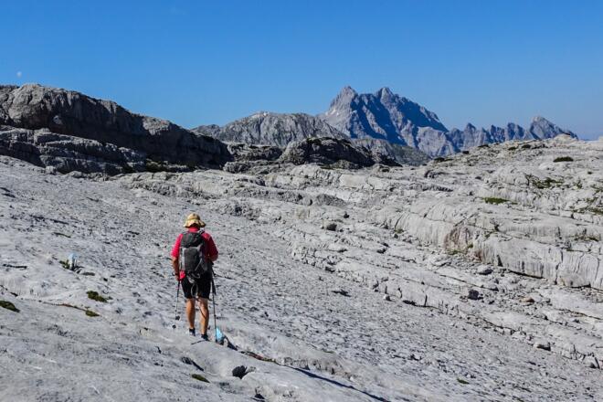 Unterwegs im Steinernen Meer - im Hintergrund Watzmannmassiv