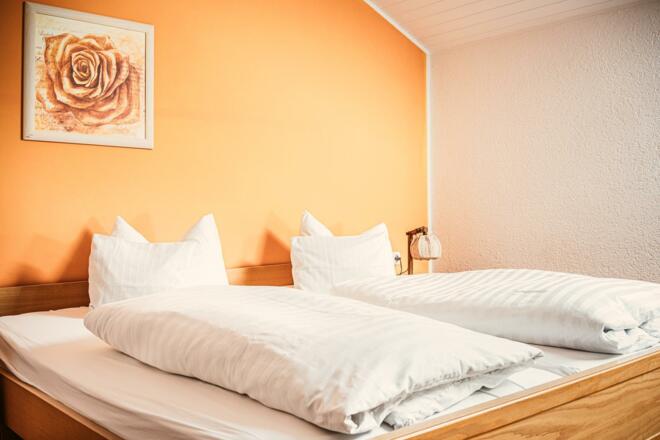 Kurhotel Jakob Ferienwohnung großes Schlafzimmer