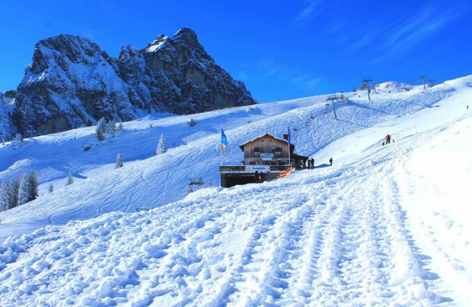 Die Hochalphütte im Winter