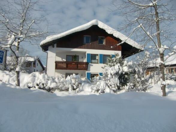 Haus im Winter