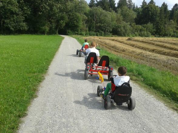 Ausflug mit den Kettcars