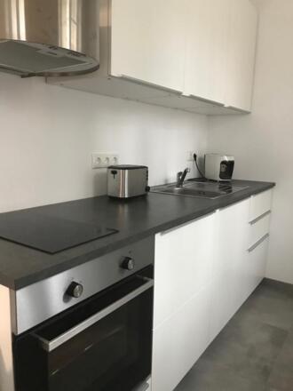 In dieser modernen Küche macht kochen Spaß