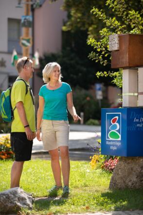 Statue der Wandertrilogie