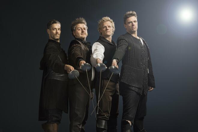 3-musketiere_3_frank-wahrmann-aramis-alexander-brugnara-porthos-tobias-bieri-dartagnan-hannes-staffler-athos_c_andreas-etter