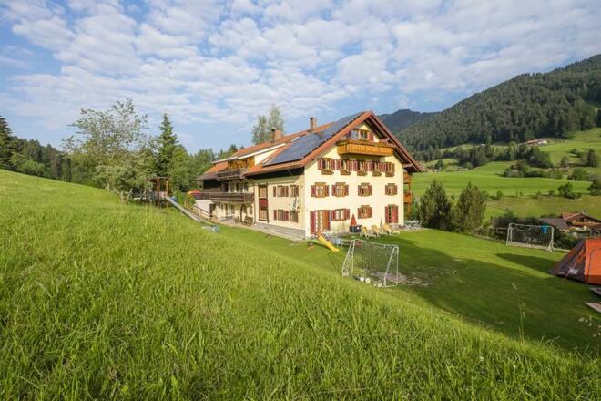 Unser Haus mit Garten