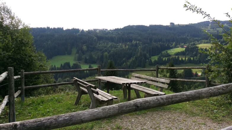 Am Wanderweg &quot;Schönes Buch&quot; zwi Gunzesried u Säge