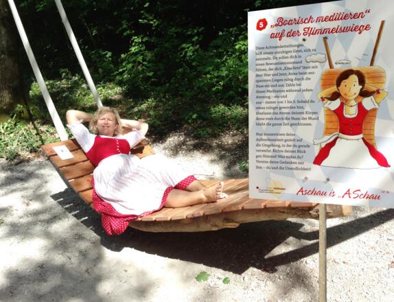 Bank Nr. 8 Himmelswiege