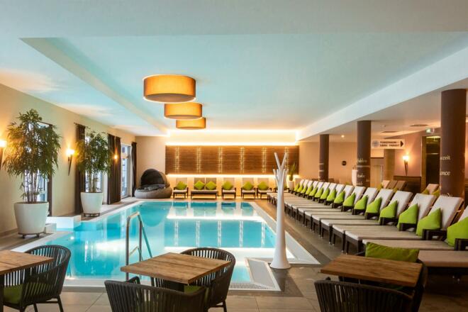 alpin-spa-pool-wellness-erholung-bayern-allgaeu