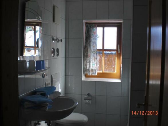 Naßzelle mit Dusche, Wolkenstube