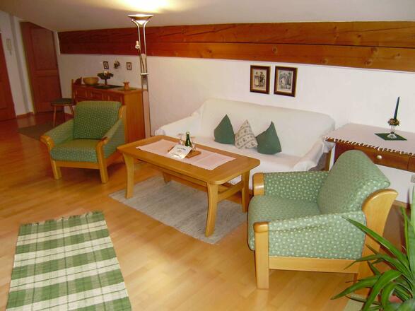 Wohnraum FeWo Alpenrose